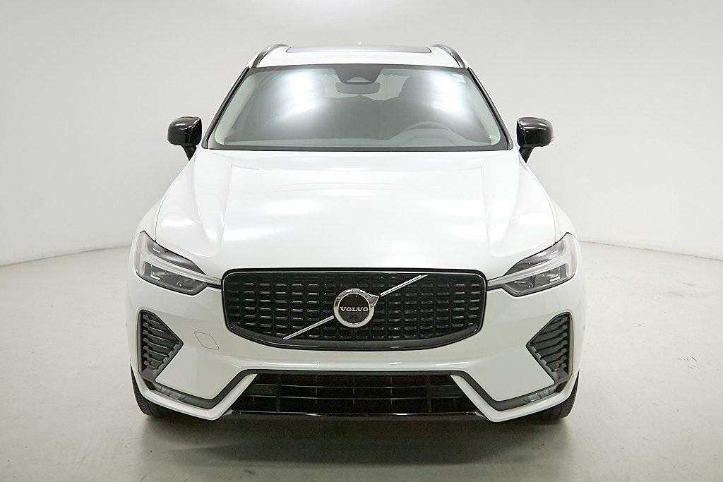 used 2023 Volvo XC60 car, priced at $36,495