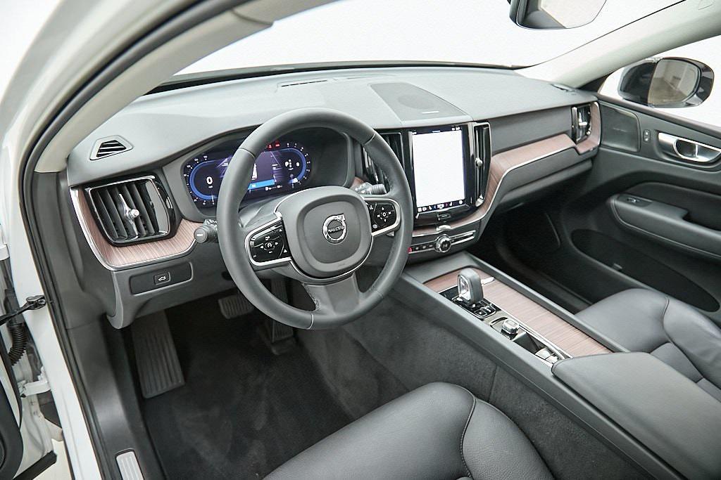 used 2023 Volvo XC60 car, priced at $36,495