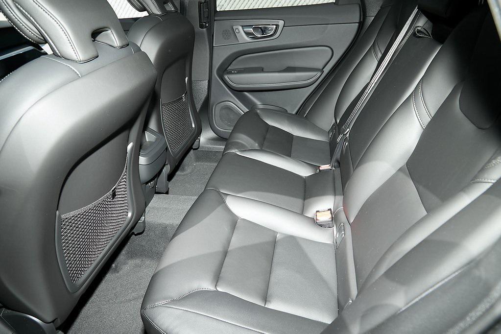 new 2025 Volvo XC60 car, priced at $44,514