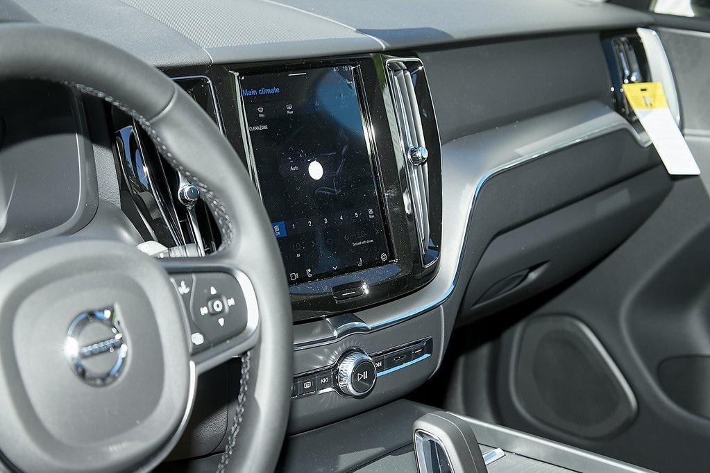 new 2025 Volvo XC60 car, priced at $44,514