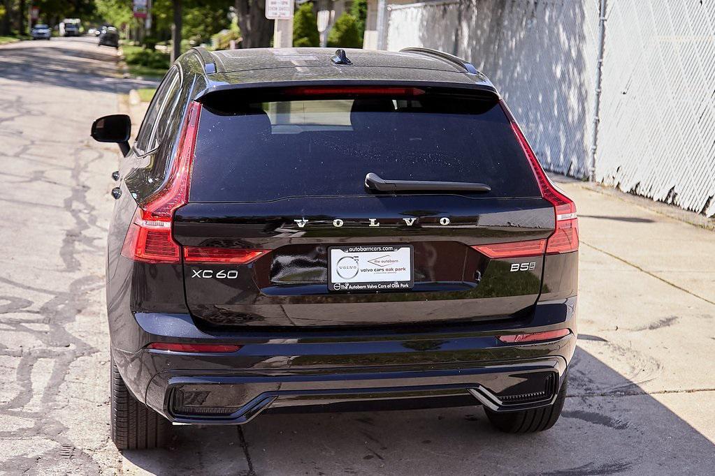 new 2025 Volvo XC60 car, priced at $44,514
