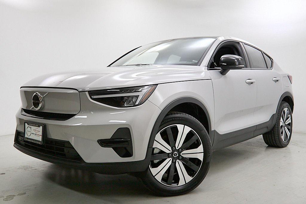 used 2023 Volvo C40 Recharge Pure Electric car, priced at $27,495