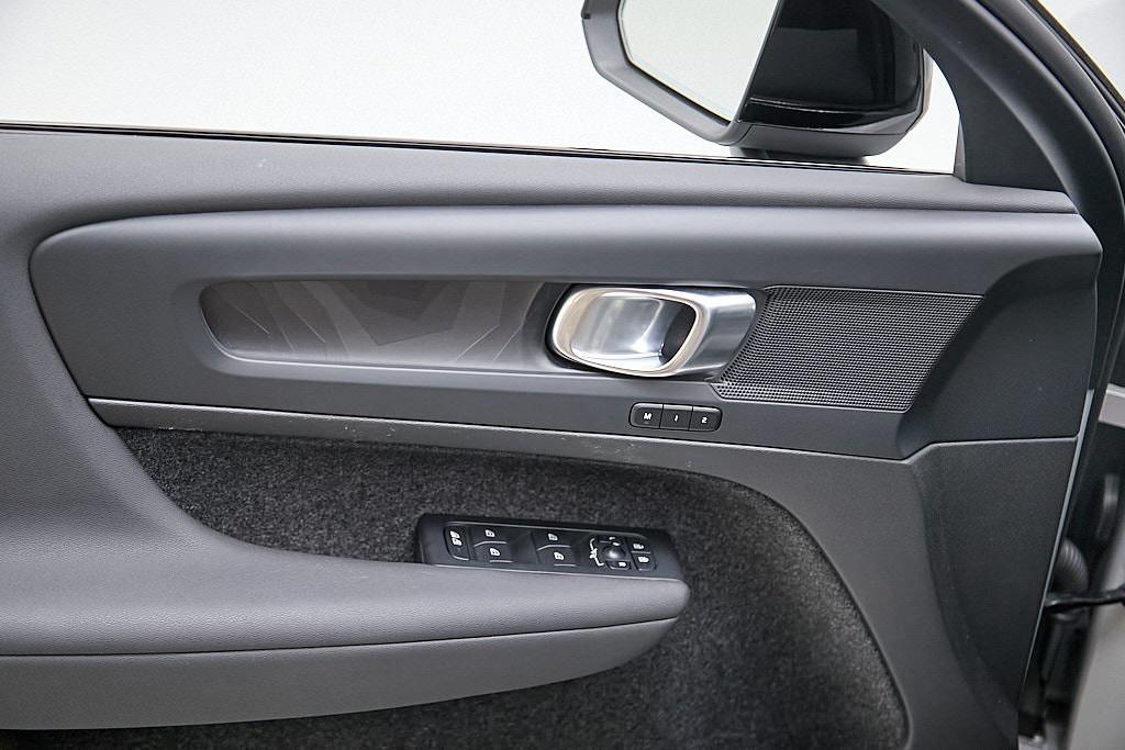 used 2023 Volvo C40 Recharge Pure Electric car, priced at $28,995