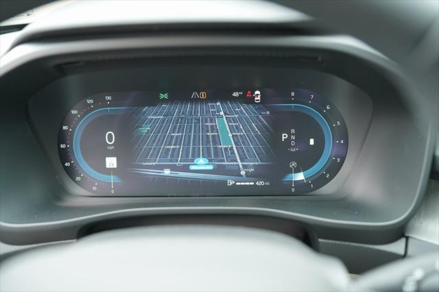 new 2025 Volvo XC40 car
