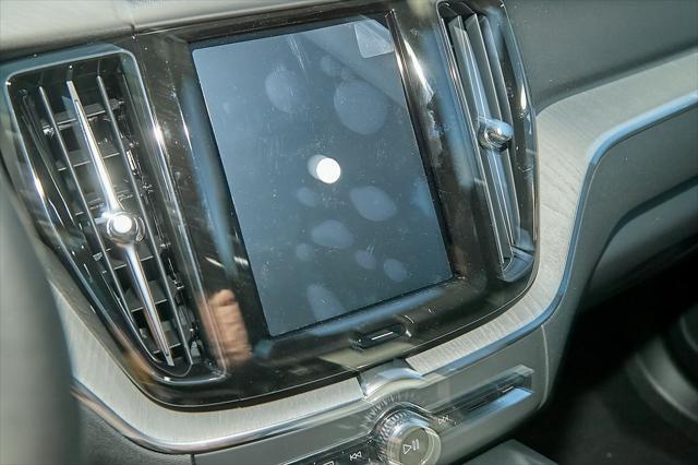 new 2025 Volvo XC60 car