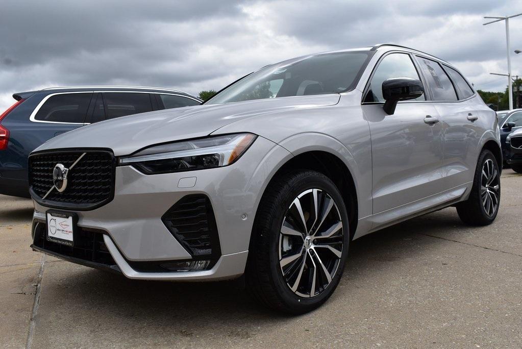 new 2025 Volvo XC60 car