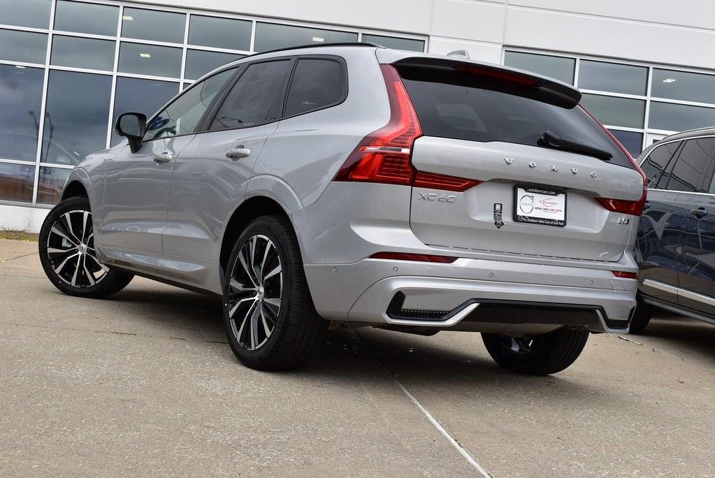 new 2025 Volvo XC60 car