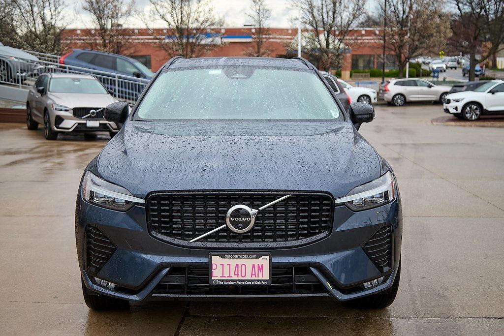 new 2025 Volvo XC60 car, priced at $49,788