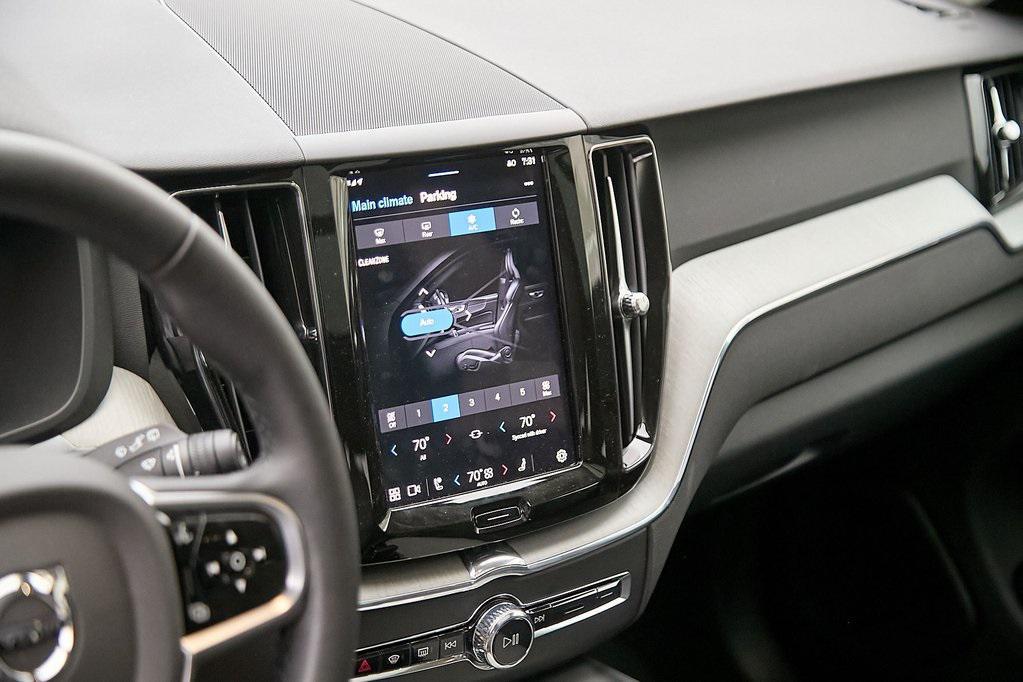 new 2025 Volvo XC60 car, priced at $49,788