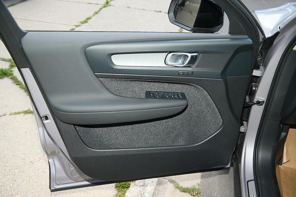 new 2026 Volvo XC40 car, priced at $48,150