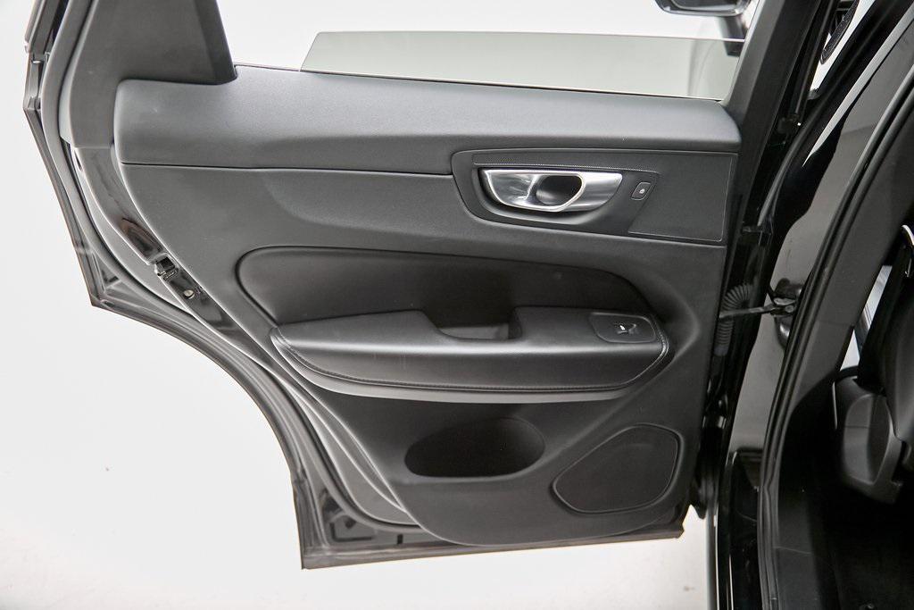 used 2023 Volvo XC60 car, priced at $29,995