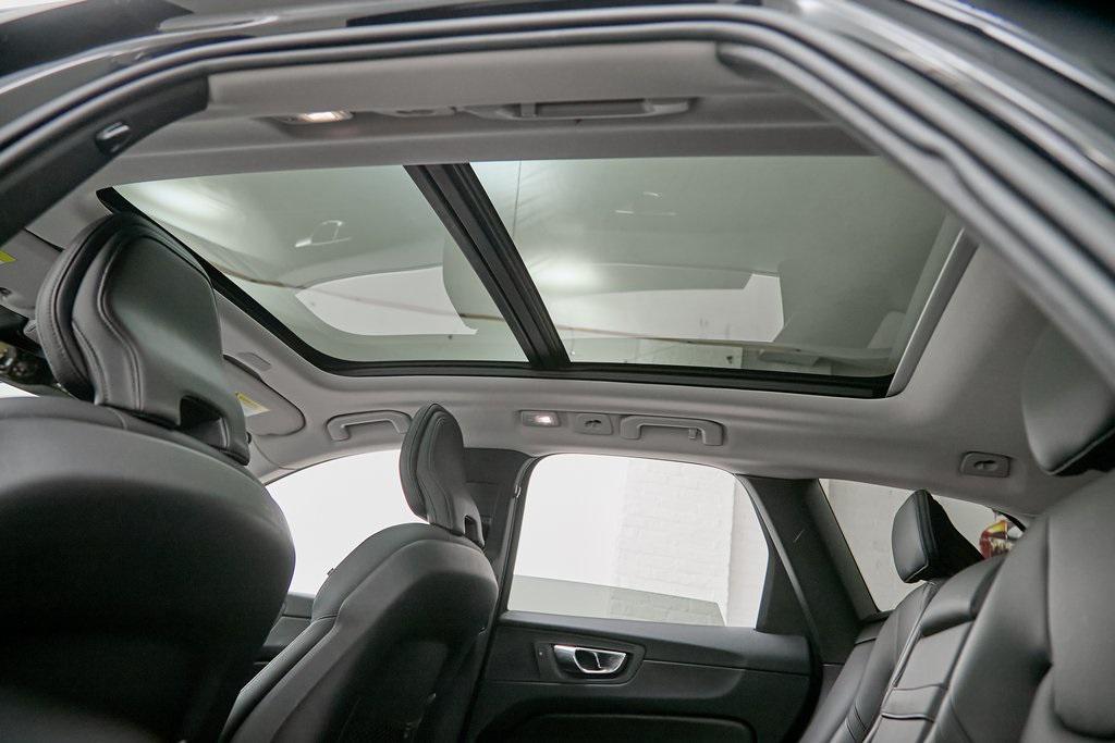 used 2023 Volvo XC60 car, priced at $29,995