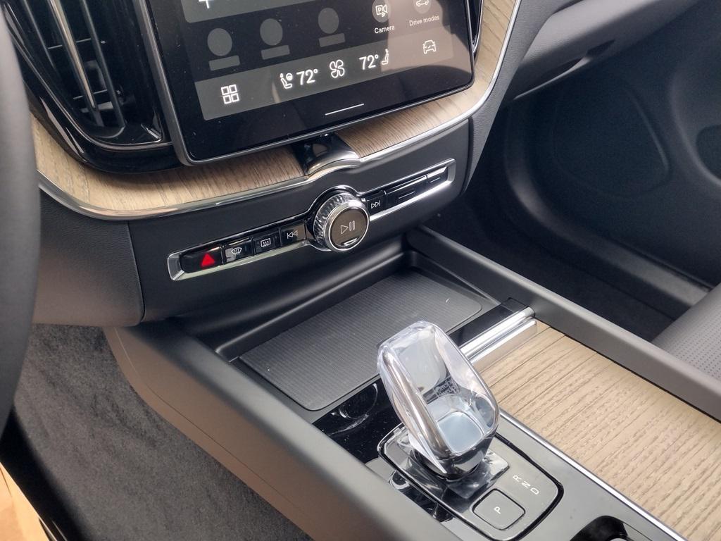 new 2026 Volvo XC60 car, priced at $66,395