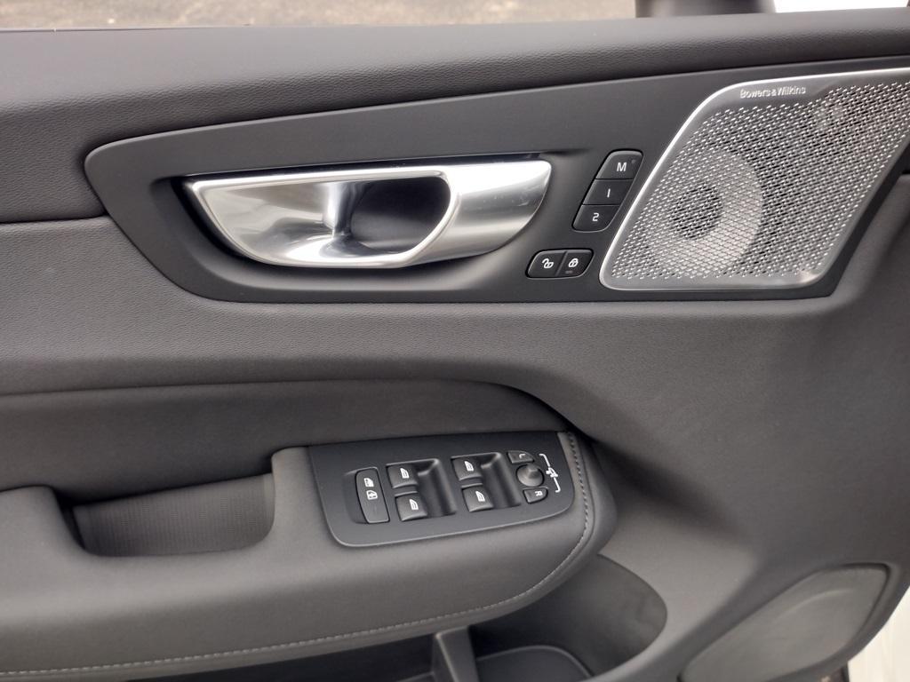 new 2026 Volvo XC60 car, priced at $66,395