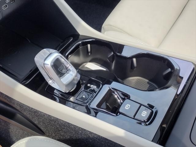 new 2026 Volvo XC40 car, priced at $52,525