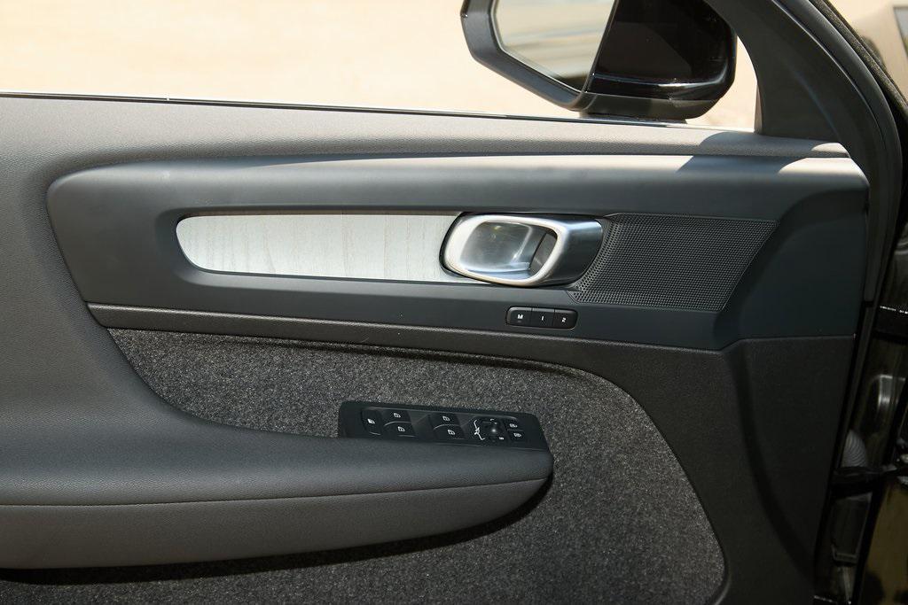 used 2025 Volvo XC40 car, priced at $35,495