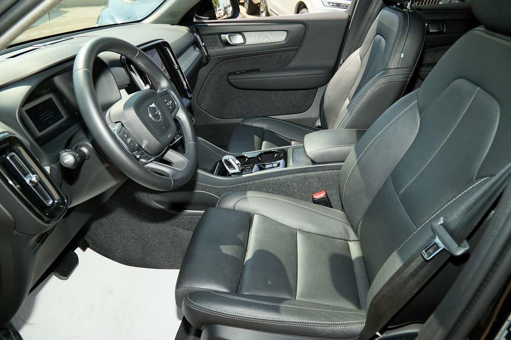 used 2025 Volvo XC40 car, priced at $35,495