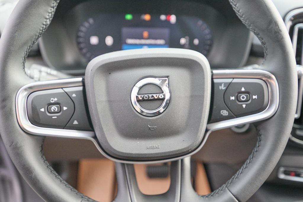 new 2026 Volvo XC40 car, priced at $43,614