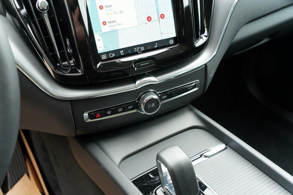 new 2025 Volvo XC60 car, priced at $45,995