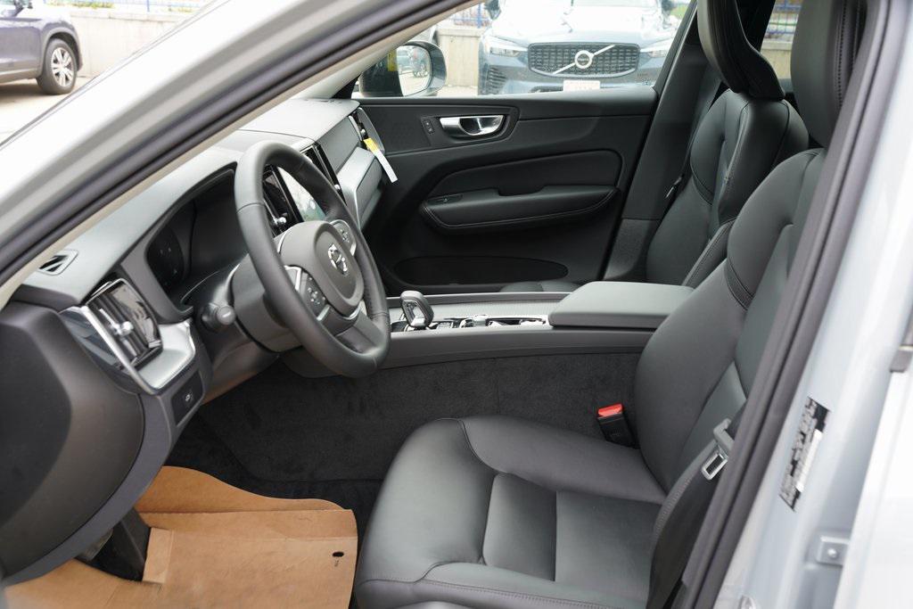 new 2025 Volvo XC60 car, priced at $45,995