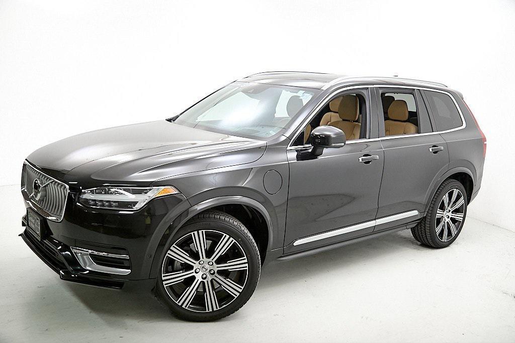 used 2022 Volvo XC90 Recharge Plug-In Hybrid car, priced at $45,495