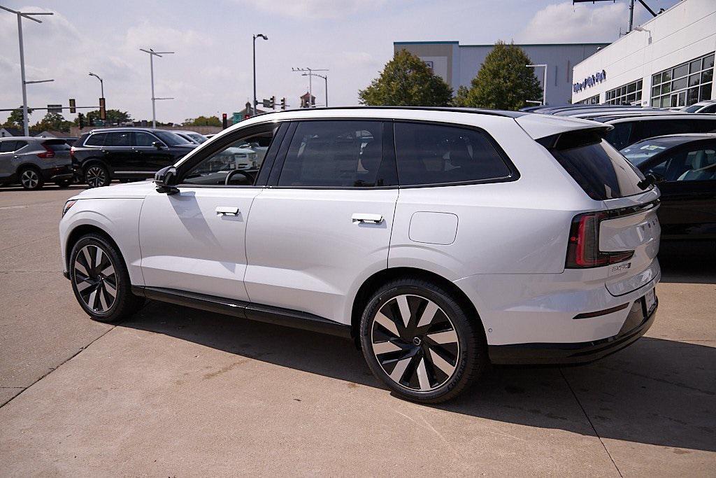 new 2025 Volvo EX90 car, priced at $82,460