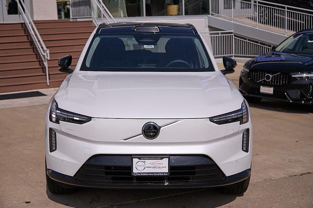 new 2025 Volvo EX90 car, priced at $82,460