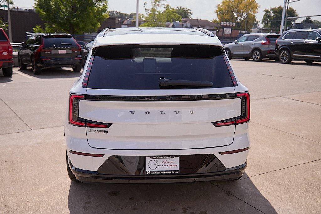 new 2025 Volvo EX90 car, priced at $82,460