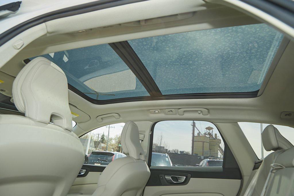 new 2025 Volvo XC60 car, priced at $54,146