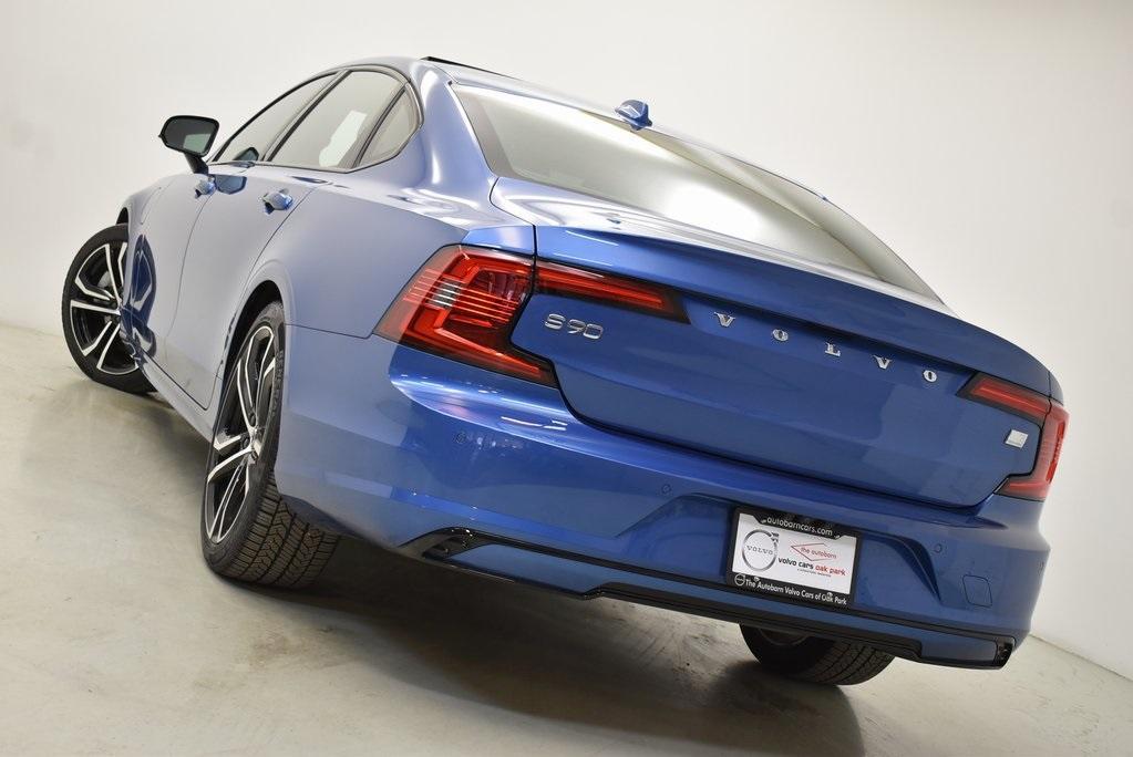 used 2021 Volvo S90 Recharge Plug-In Hybrid car, priced at $43,790