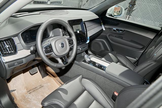 new 2025 Volvo XC90 car