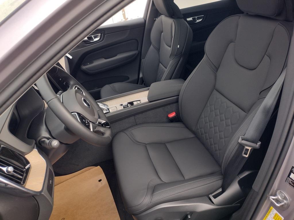 new 2026 Volvo XC60 car, priced at $54,985