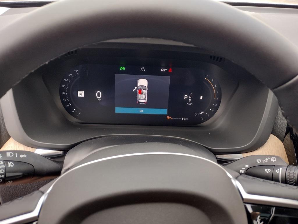 new 2026 Volvo XC60 car, priced at $54,985