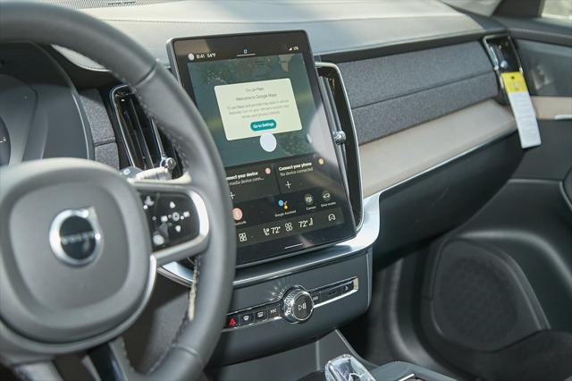 new 2025 Volvo XC90 Plug-In Hybrid car