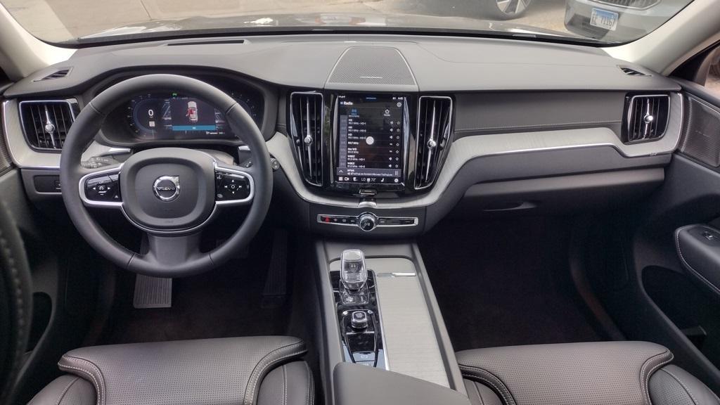 new 2025 Volvo XC60 car, priced at $55,808