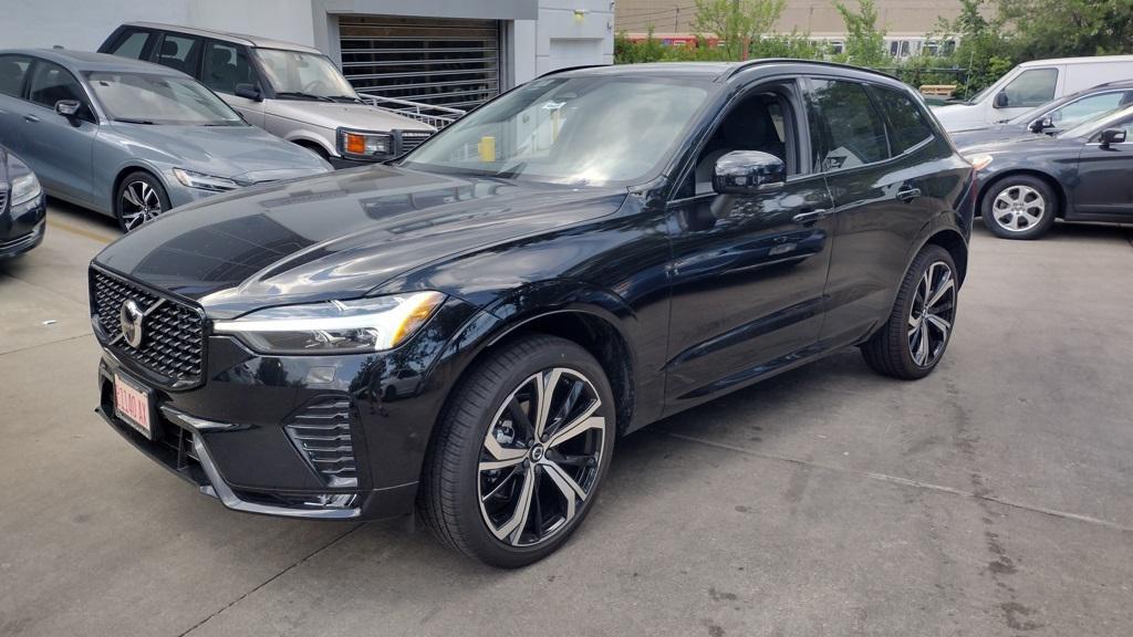 new 2025 Volvo XC60 car, priced at $55,808