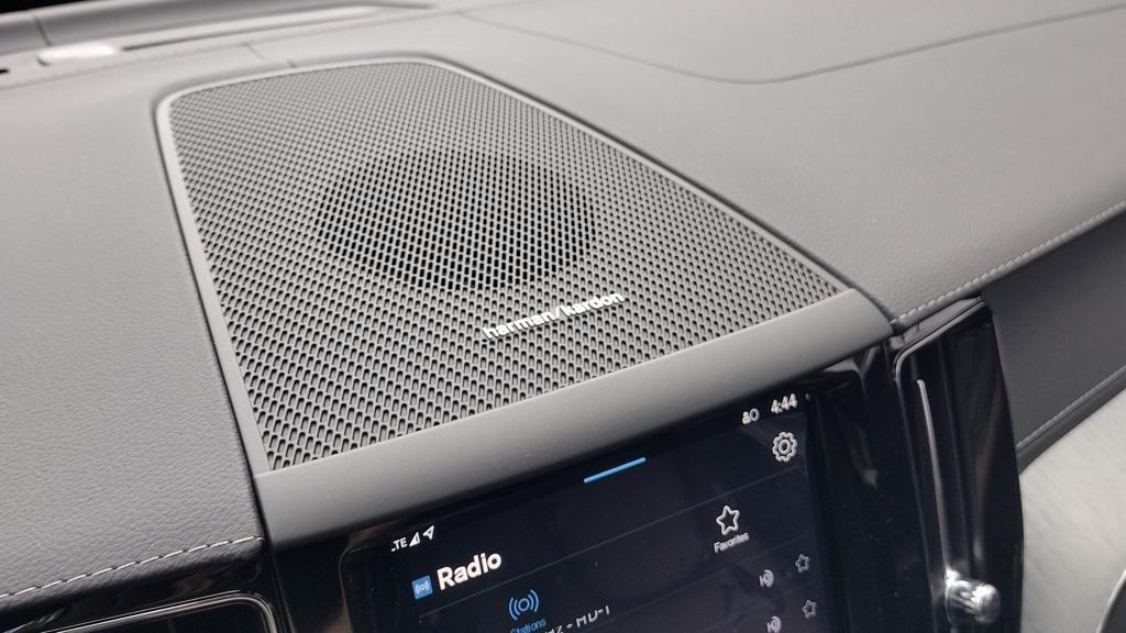 new 2025 Volvo XC60 car, priced at $55,808