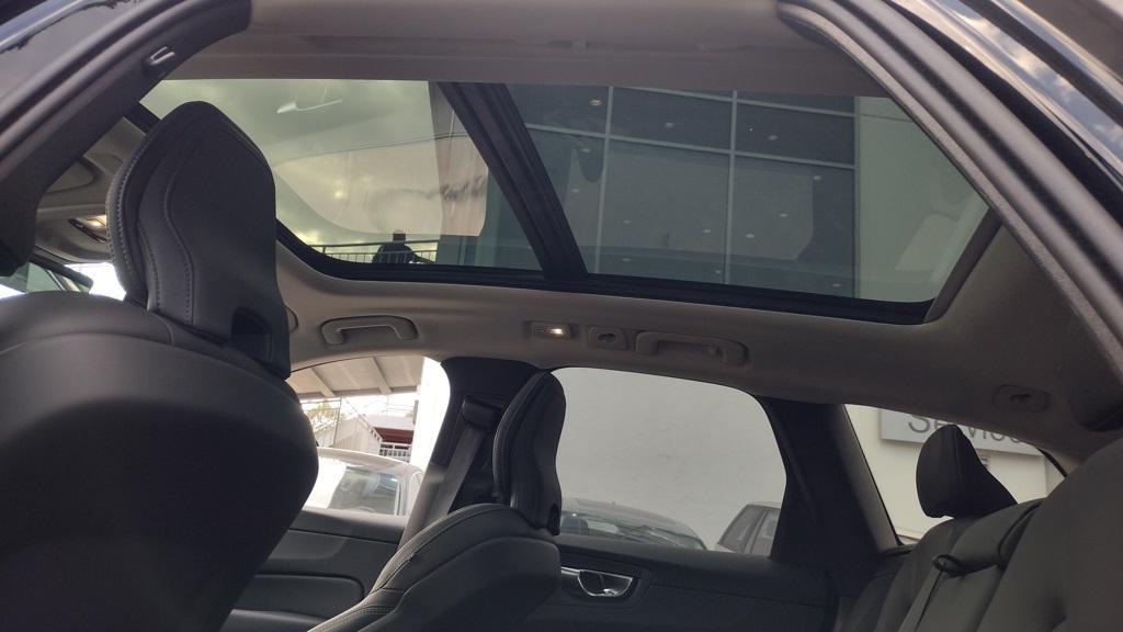 new 2025 Volvo XC60 car, priced at $55,808