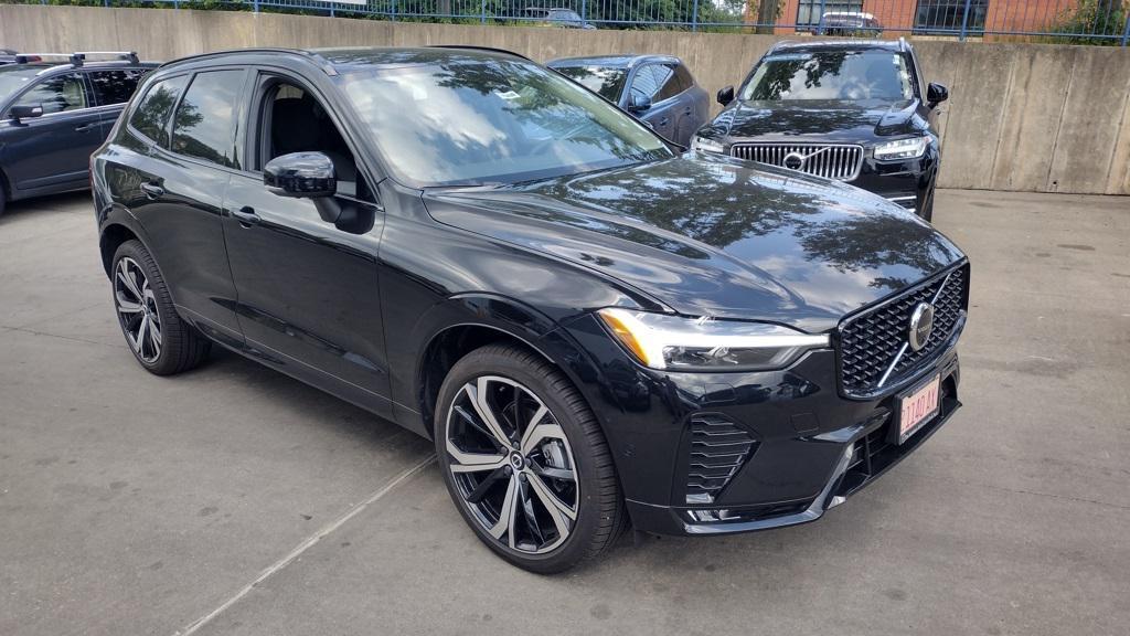 new 2025 Volvo XC60 car, priced at $55,808