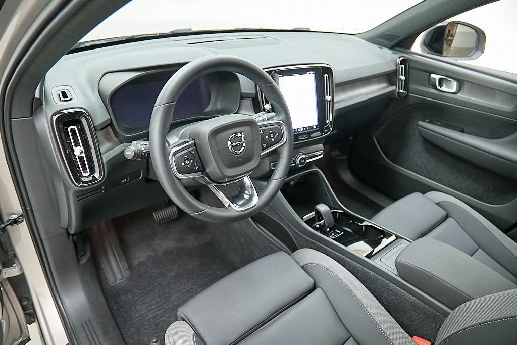 used 2023 Volvo XC40 Recharge Pure Electric car, priced at $31,995