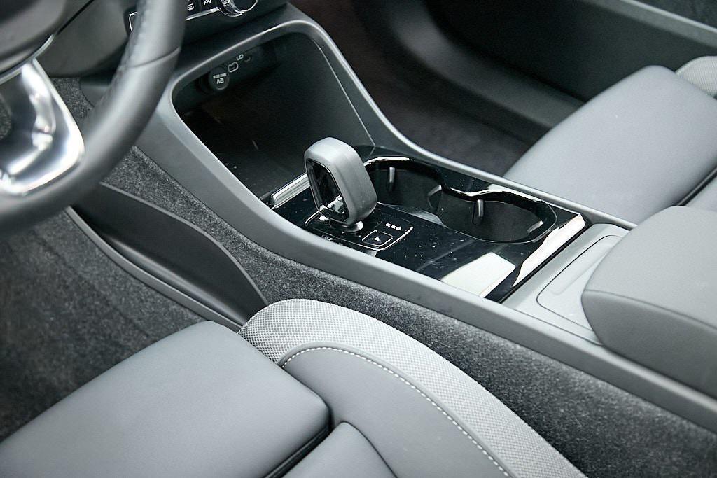 used 2023 Volvo XC40 Recharge Pure Electric car, priced at $31,995