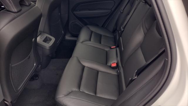 new 2025 Volvo XC60 car