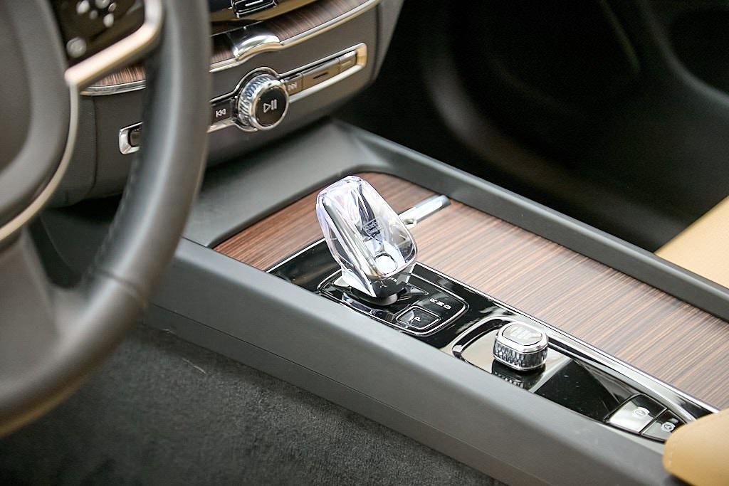 used 2025 Volvo XC60 Plug-In Hybrid car, priced at $63,295