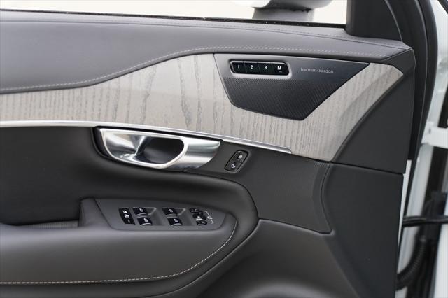 new 2025 Volvo XC90 car, priced at $62,186