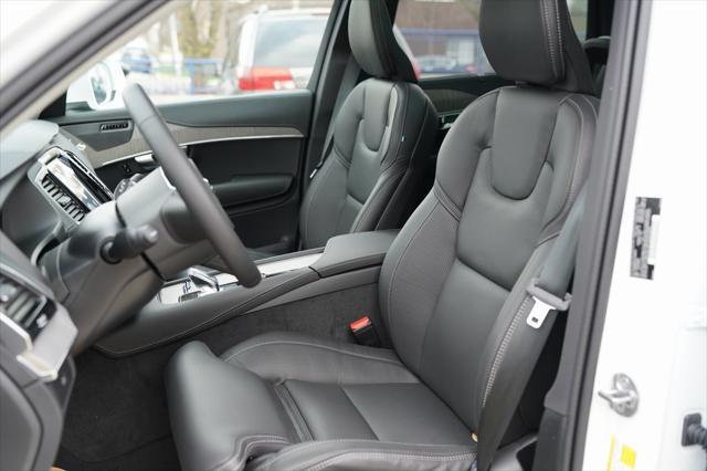 new 2025 Volvo XC90 car, priced at $62,186