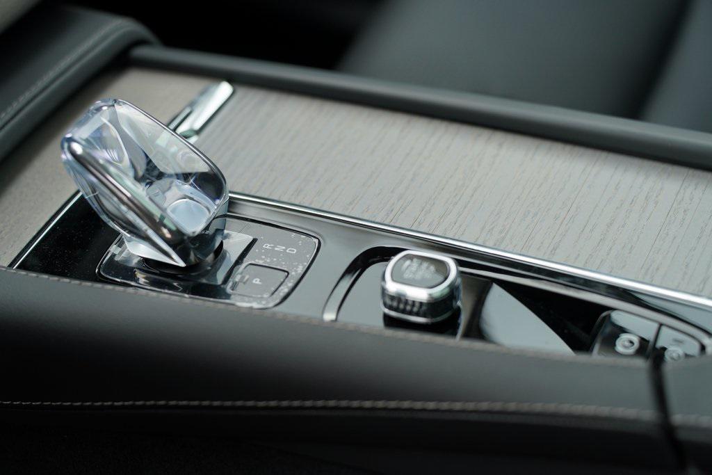 new 2025 Volvo XC90 car, priced at $63,357