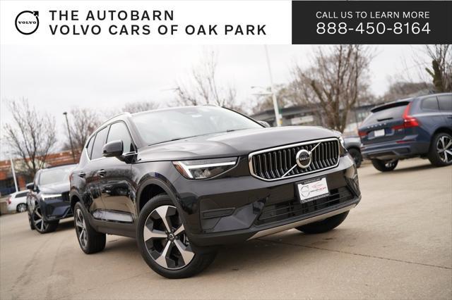new 2025 Volvo XC40 car