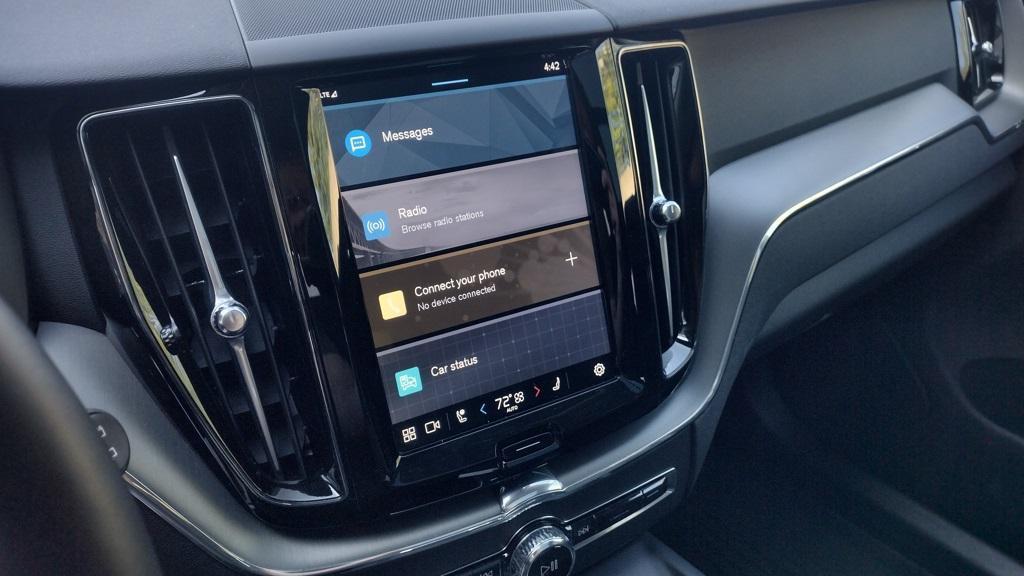 new 2025 Volvo XC60 car, priced at $50,290