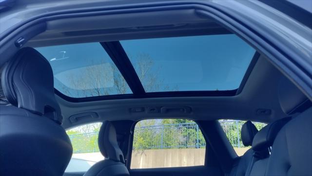 new 2025 Volvo XC60 car