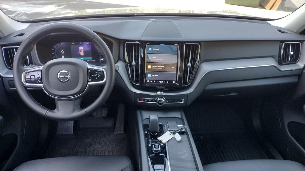 new 2025 Volvo XC60 car, priced at $50,290